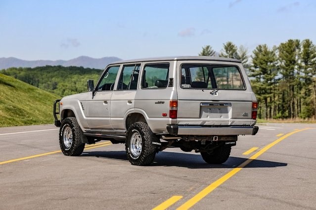 toyota-land-cruiser-fj60-for-sale-15