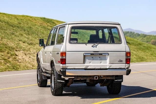 toyota-land-cruiser-fj60-for-sale-16