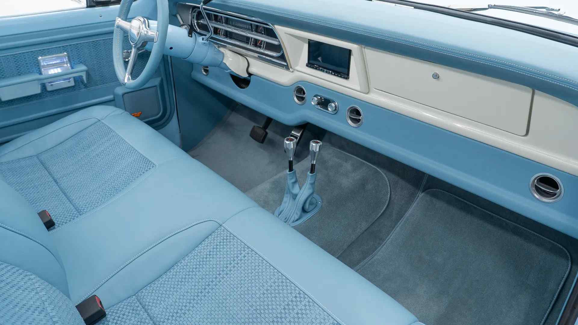 velocity-1968-wind-blue-ford-f250-for-sale-18