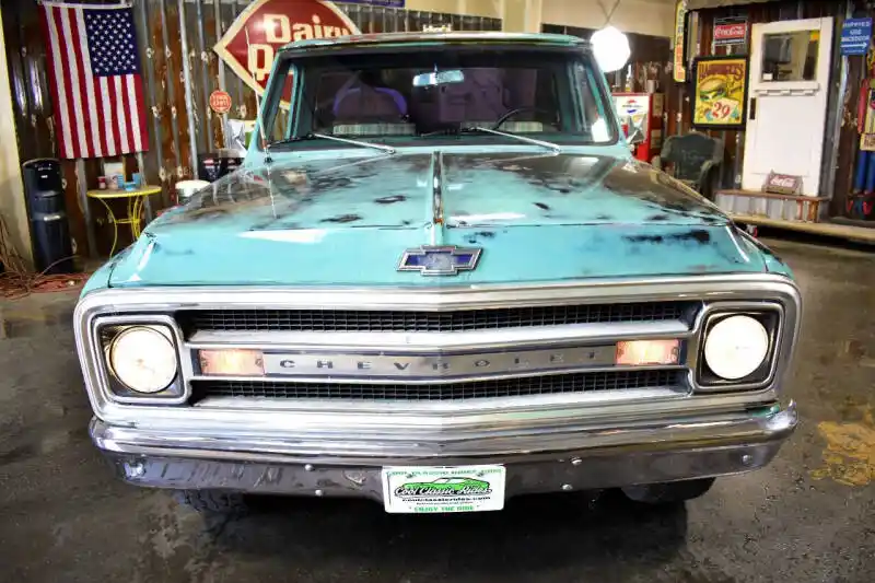 1969-chevrolet-c-k-20-series-for-sale-02