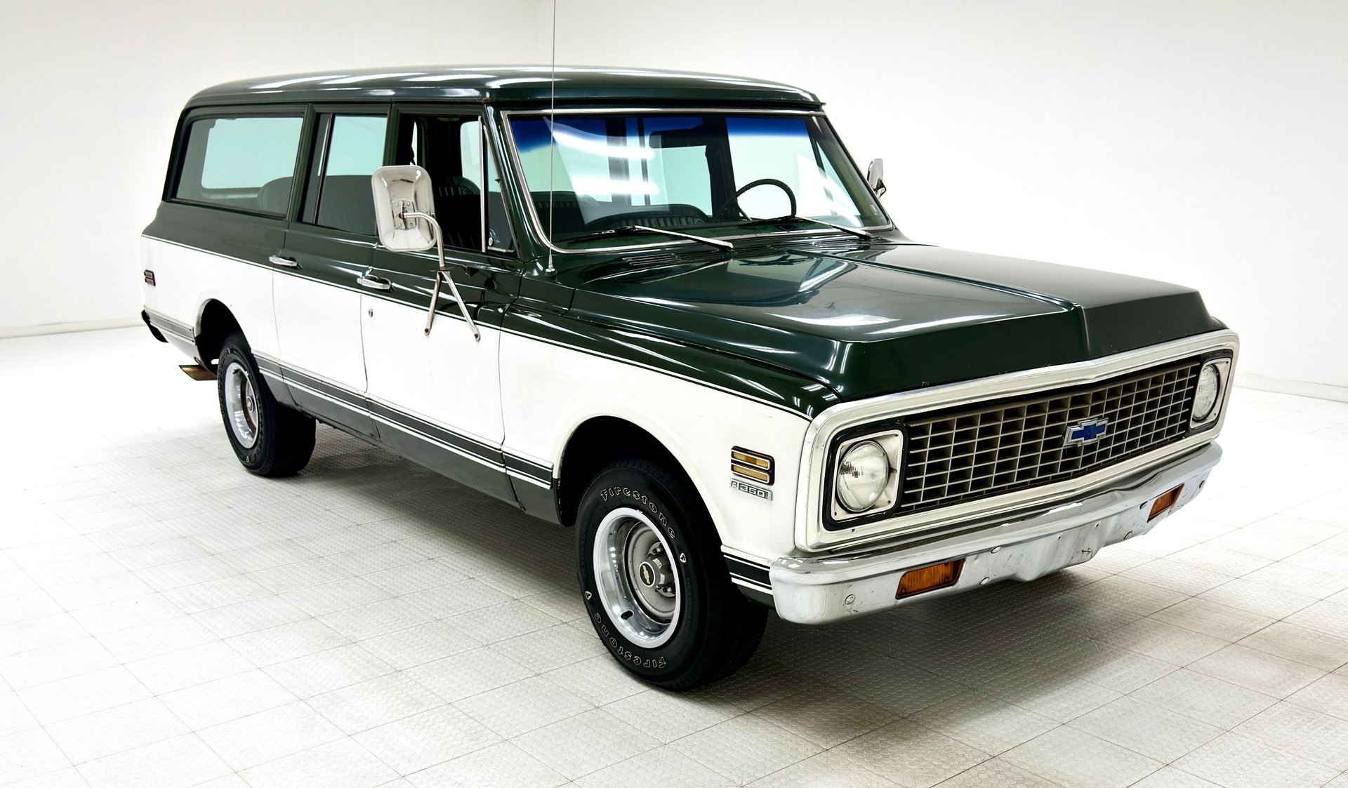 1972-chevrolet-suburban-for-sale-07