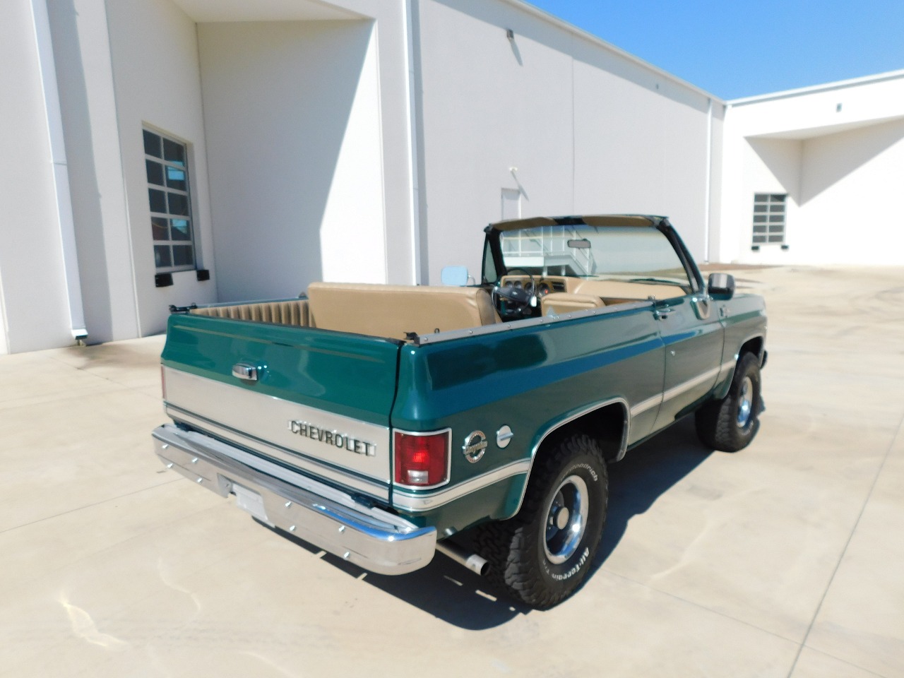 1973-chevrolet-k5-blazer-for-sale-06