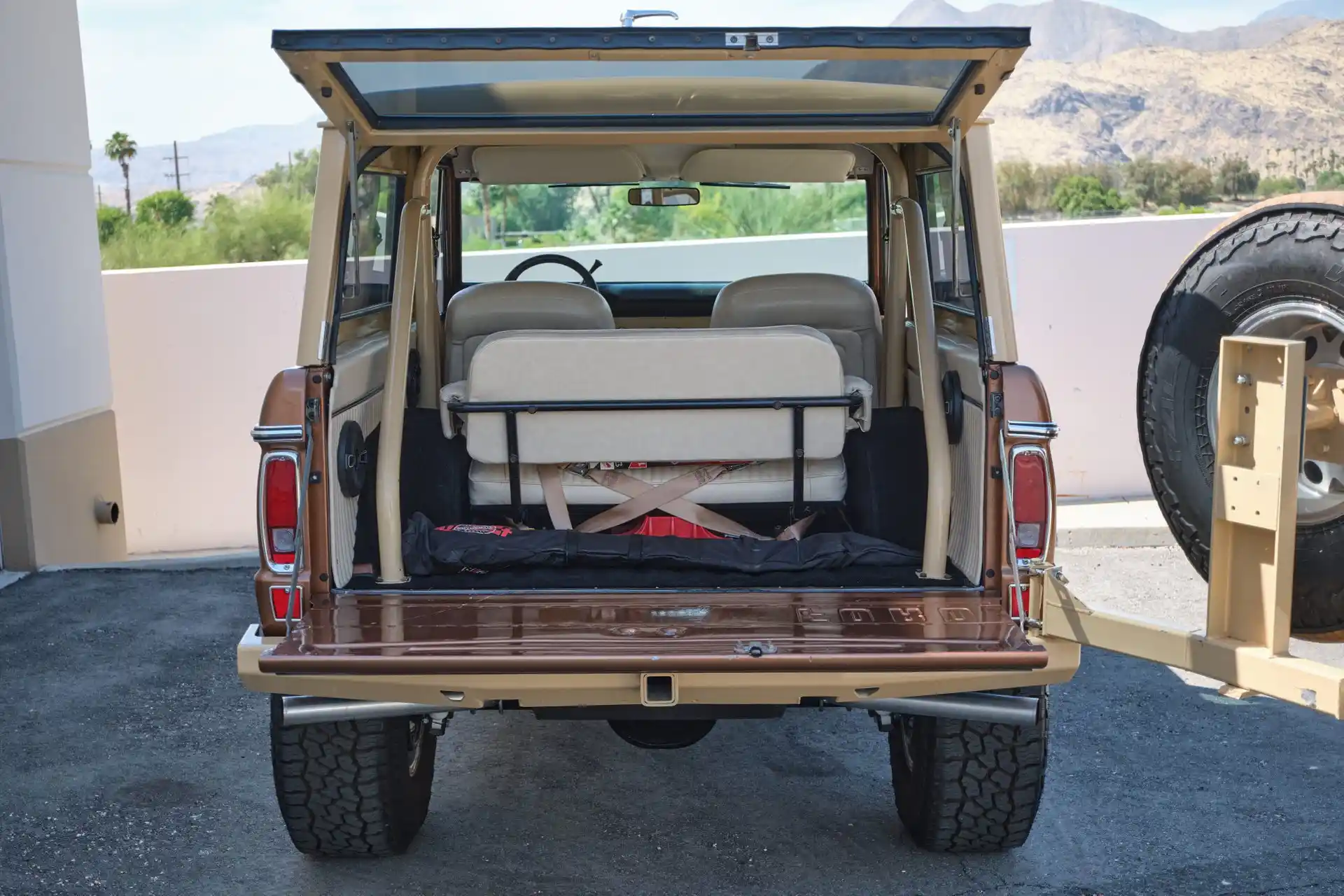 1973-ford-bronco-sport-for-sale-17