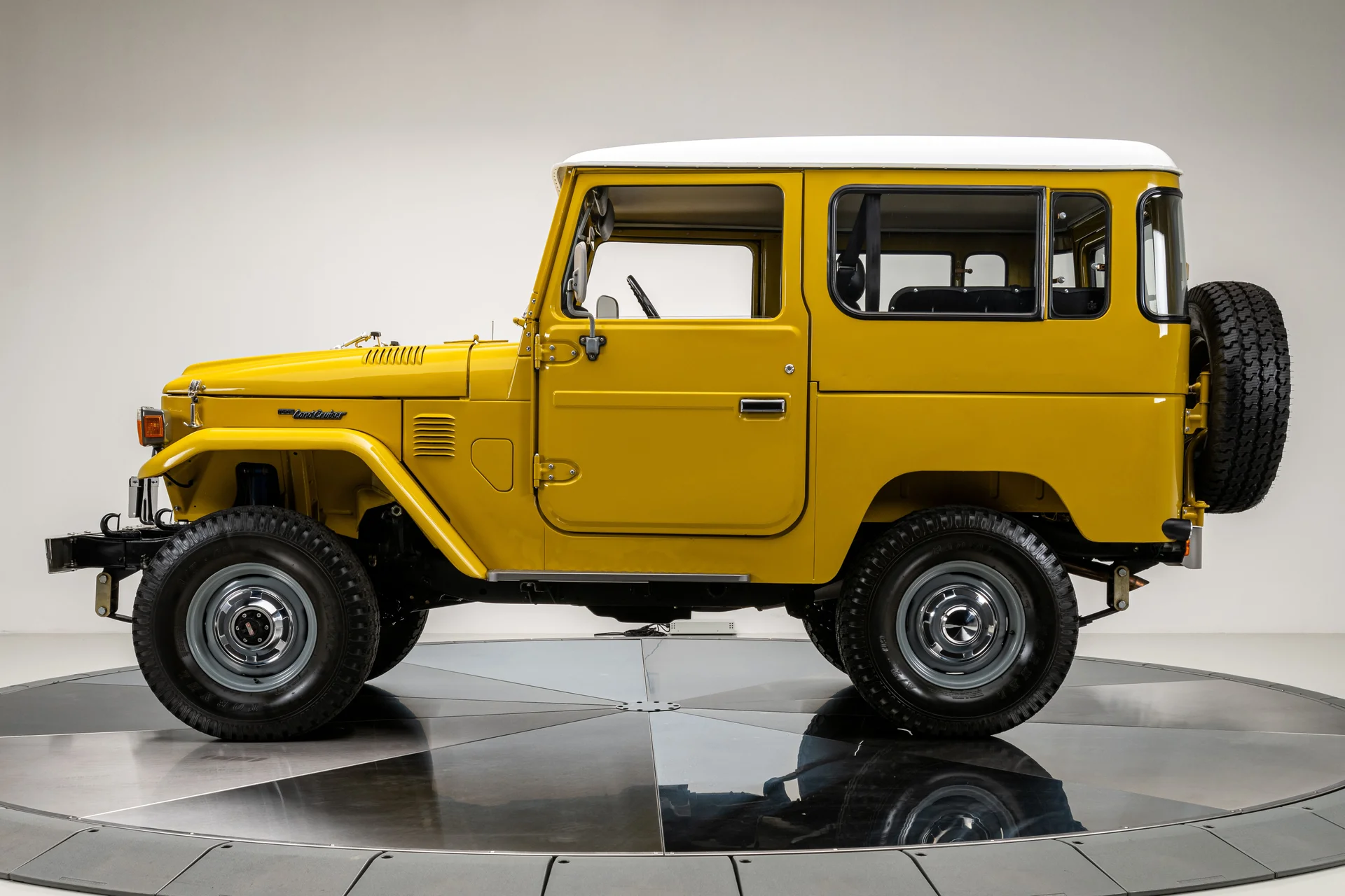 1978-toyota-land-cruiser-fj40-for-sale-12