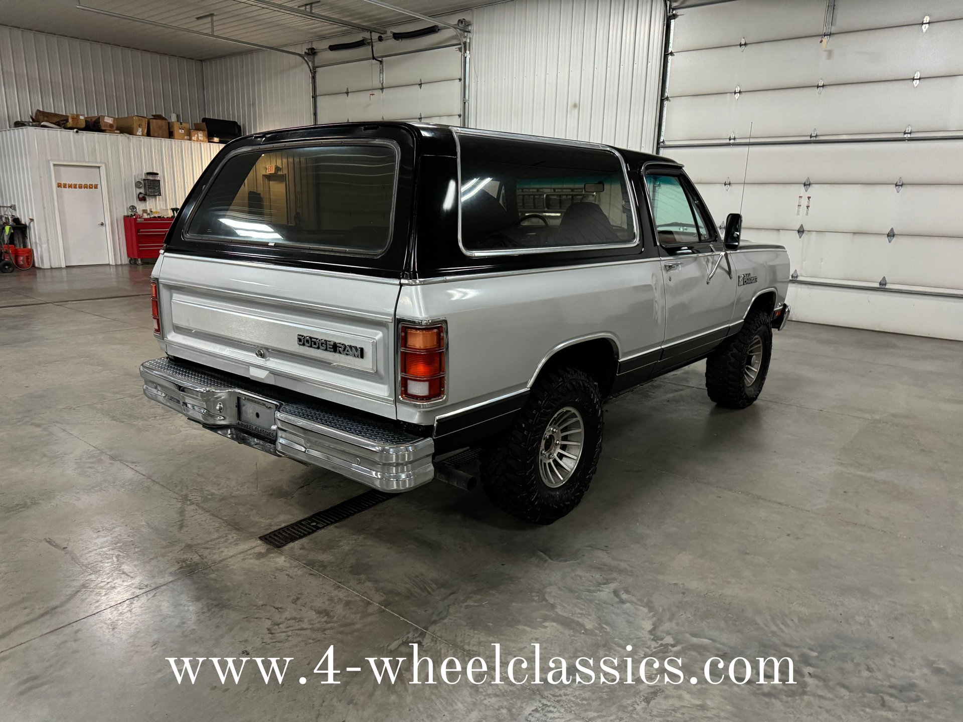 1987-dodge-ramcharger-for-sale-05