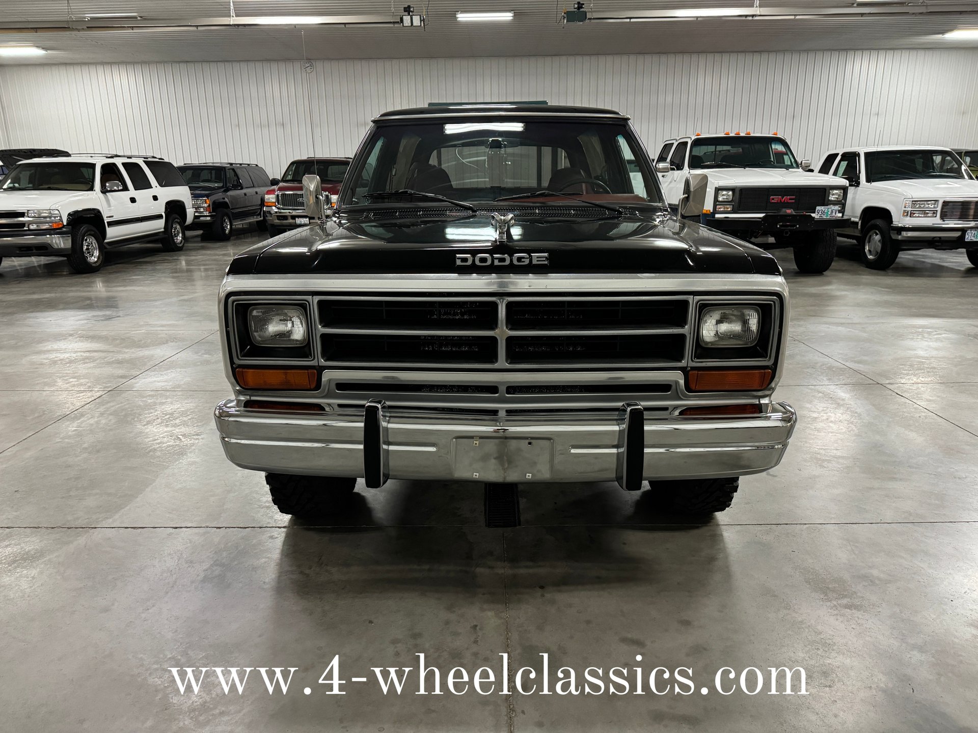 1987-dodge-ramcharger-for-sale-08