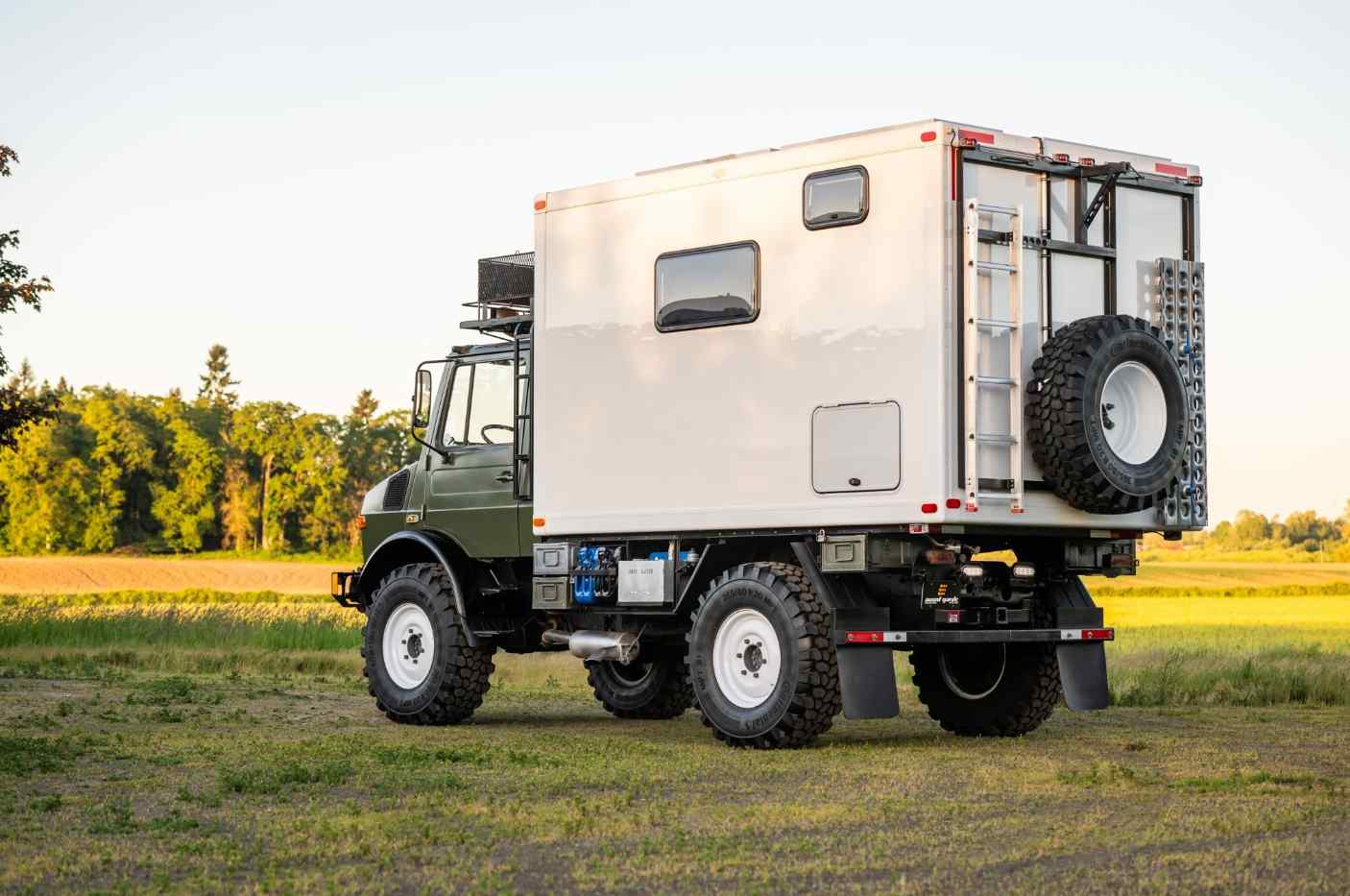 1987-mercedes-benz-unimog-u1300l-for-sale-03