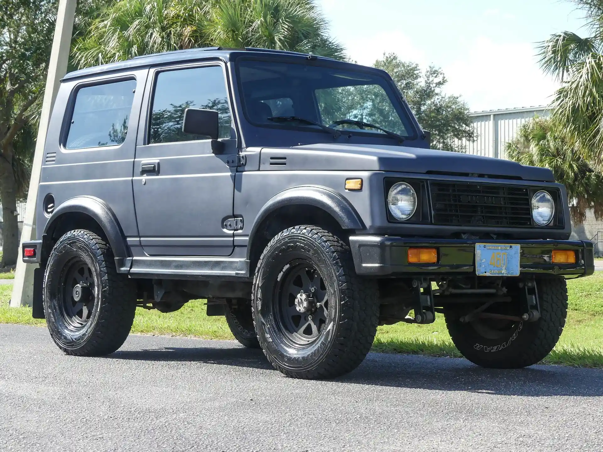 1987-suzuki-samurai-4x4-for-sale-01