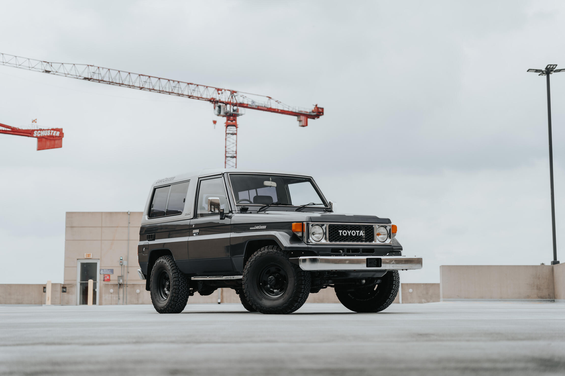 1987-toyota-land-cruiser-bj74-128