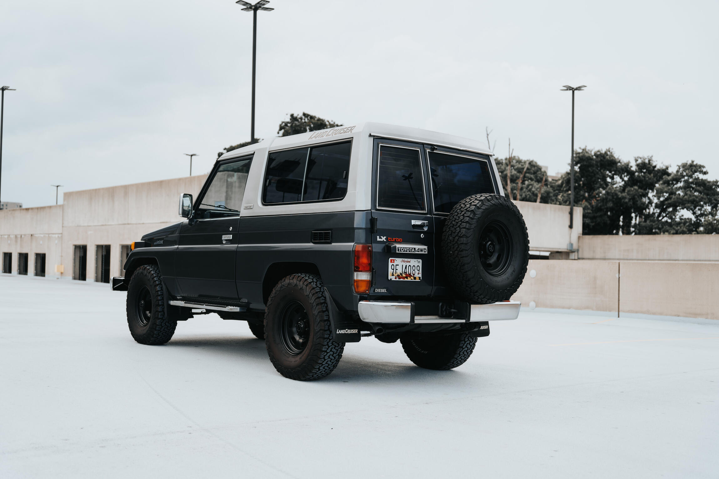 1987-toyota-land-cruiser-bj74-15