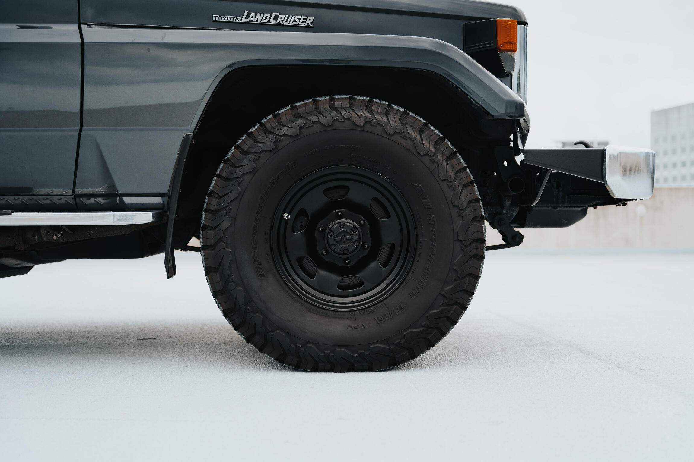 1987-toyota-land-cruiser-bj74-19