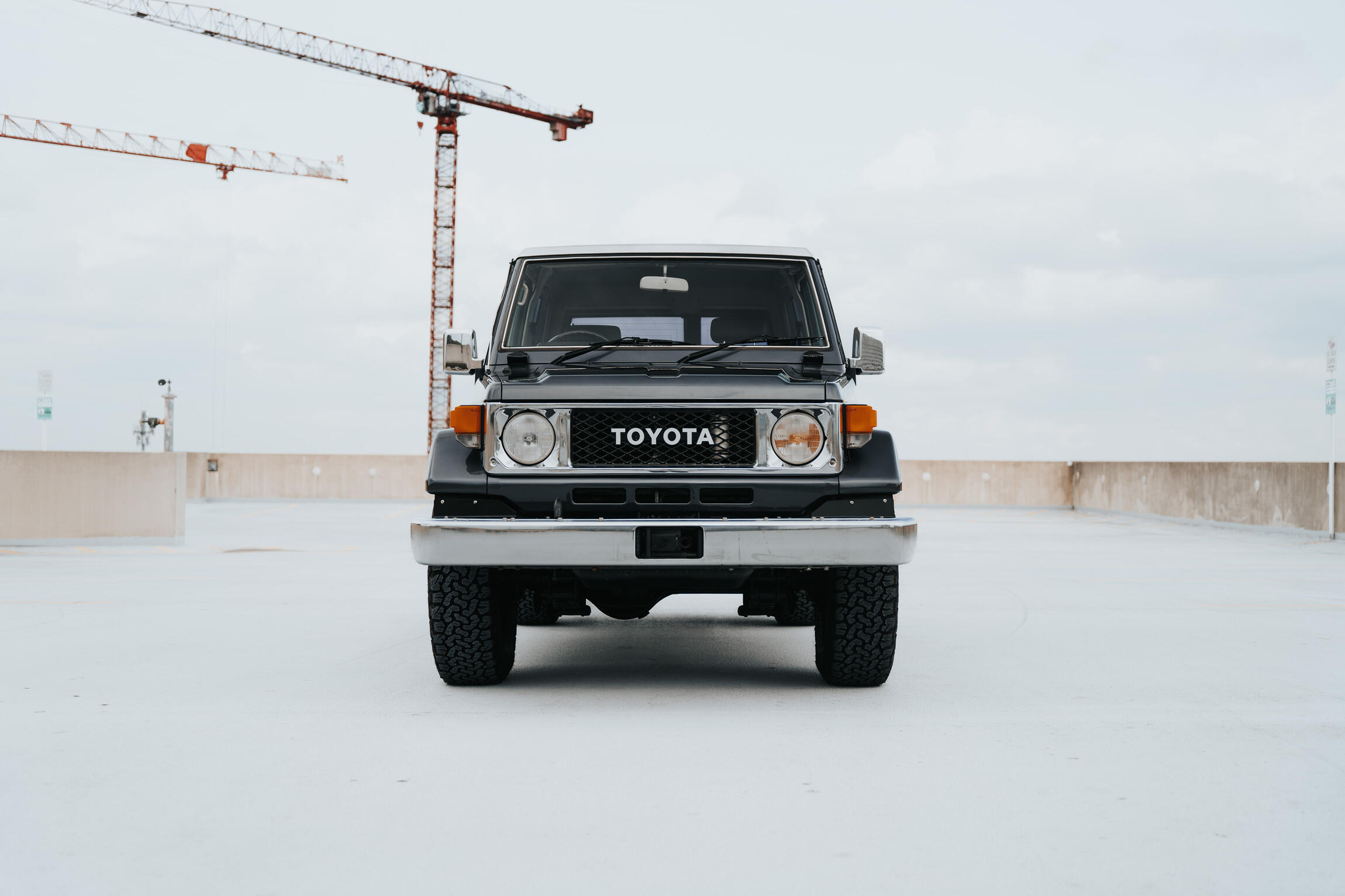 1987-toyota-land-cruiser-bj74-5