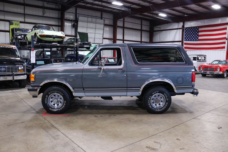 1990-ford-bronco-xlt