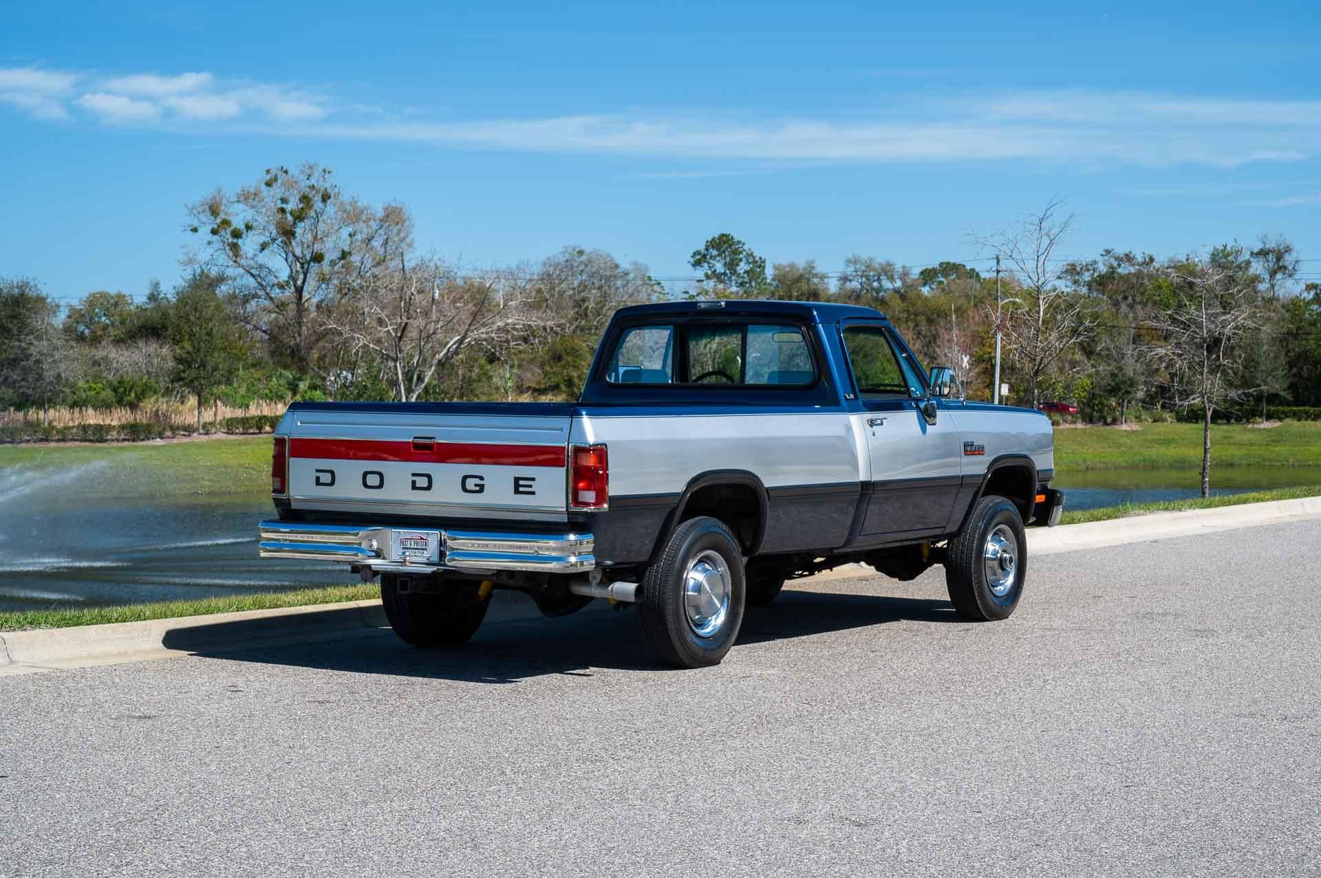 1991-dodge-power-ram-for-sale-05