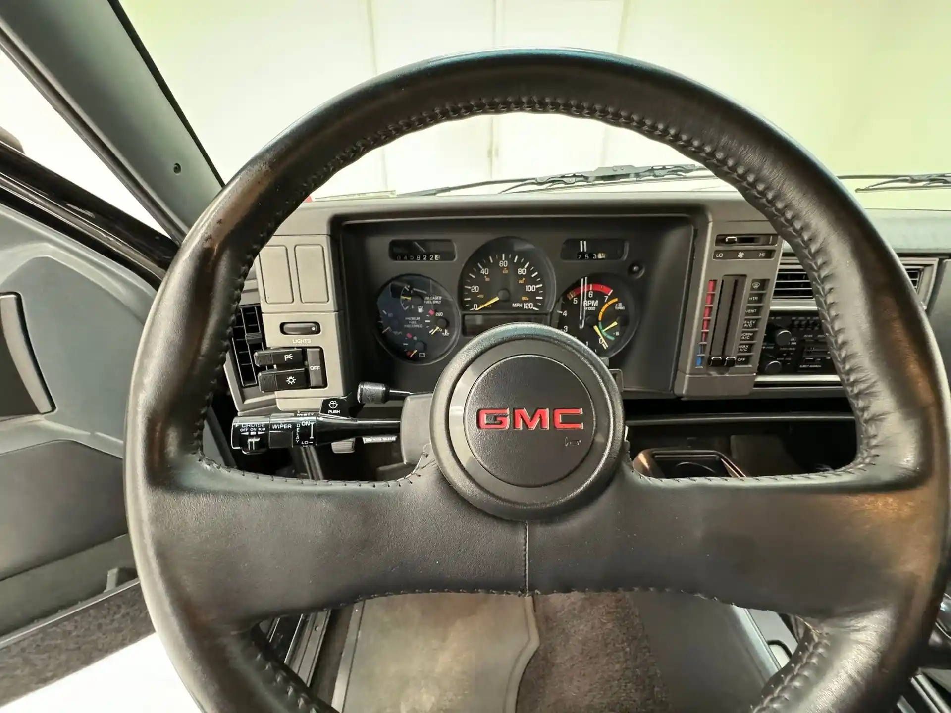 1991-gmc-syclone-pickup-for-sale-18