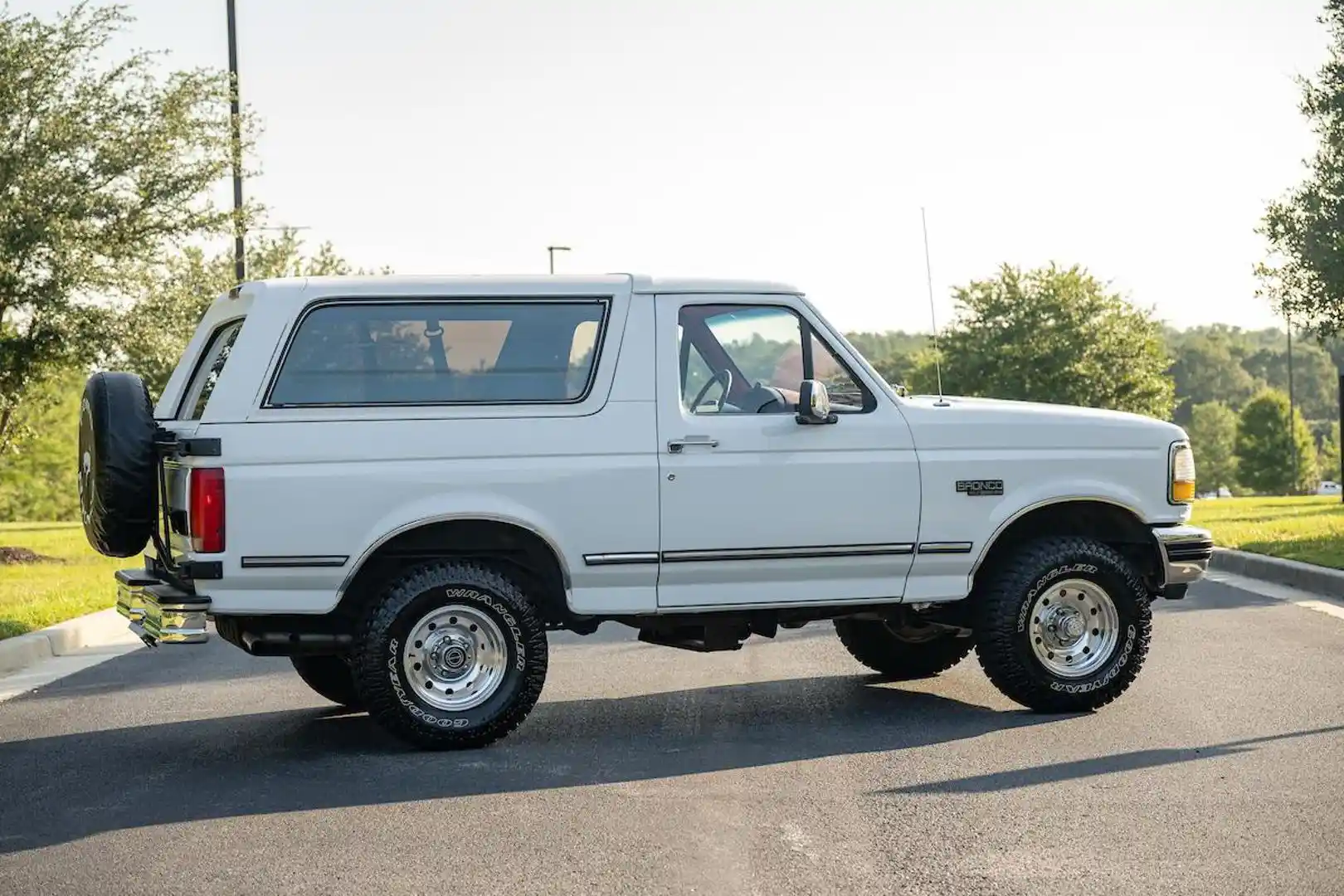 1992-ford-bronco-for-sale-14