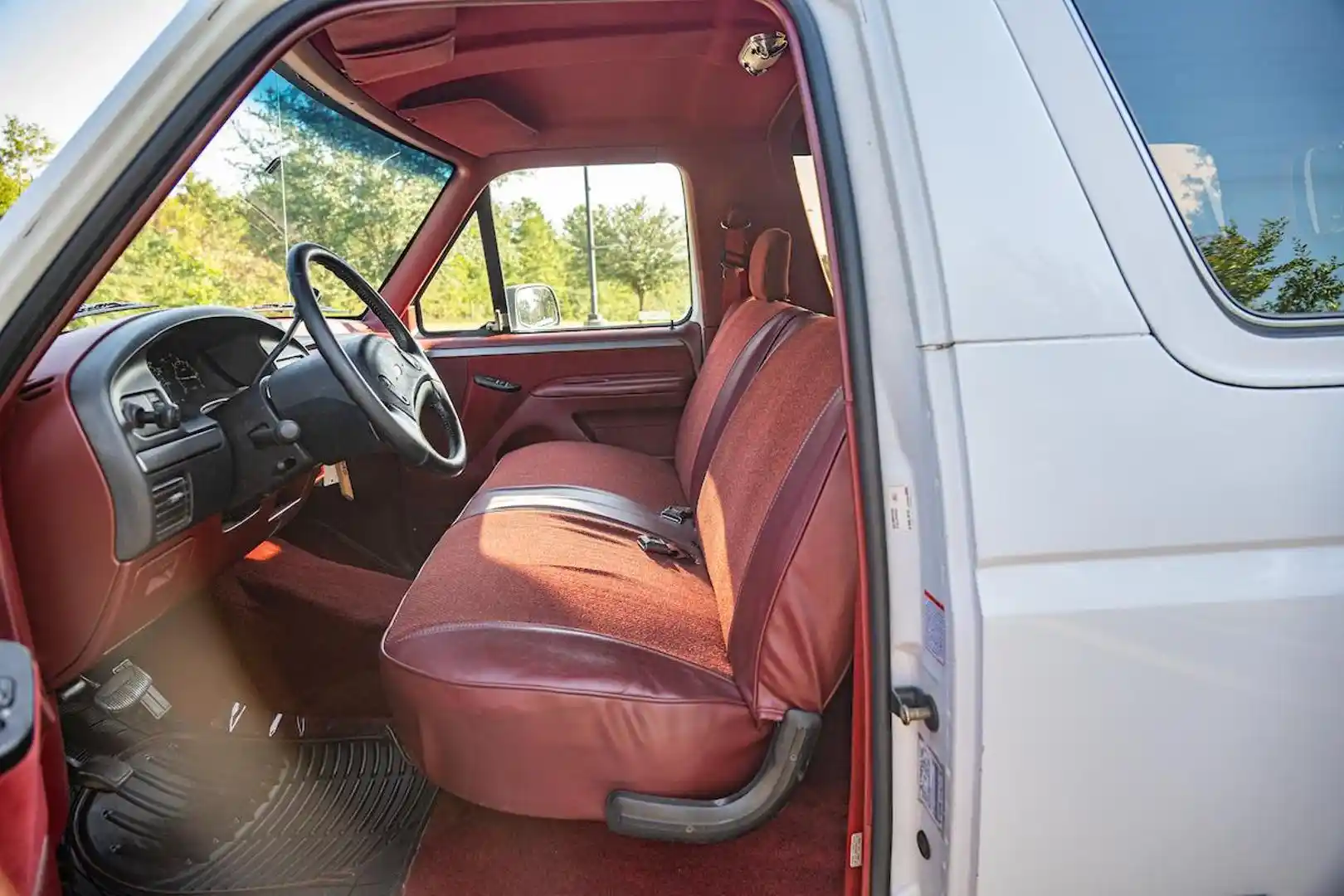 1992-ford-bronco-for-sale-17