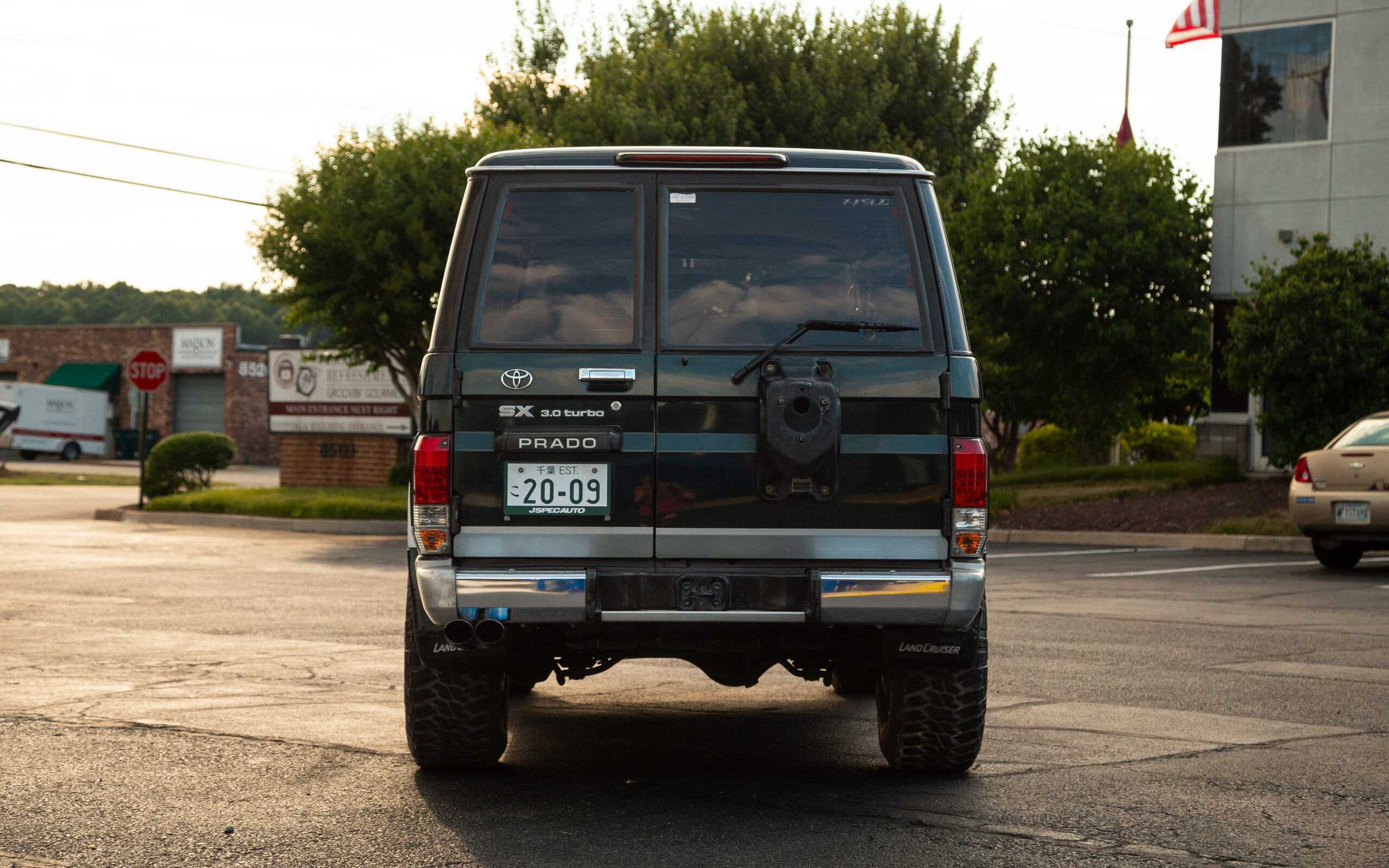 1994-toyota-land-cruiser-prado-kzj78-in-dark-green-with-a-1kz-te-and-automatic-transmission-for-sale-scaled-04