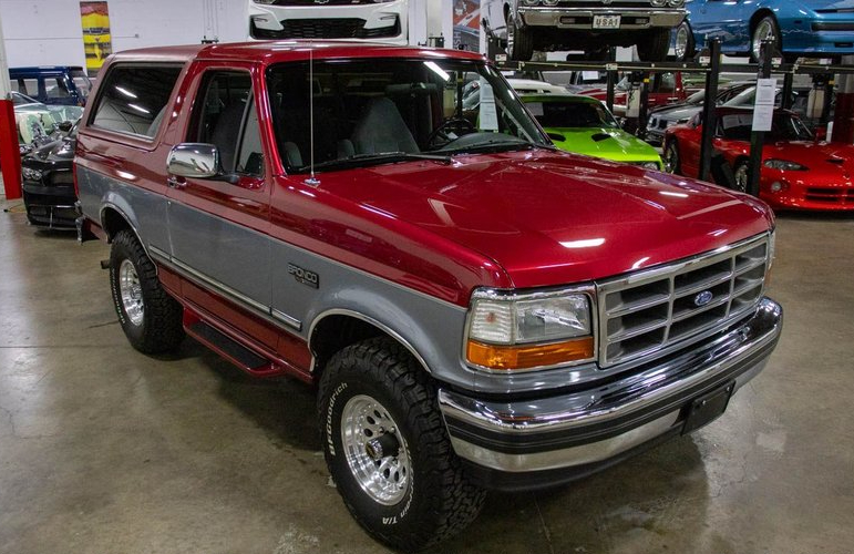 1995-ford-bronco-xlt