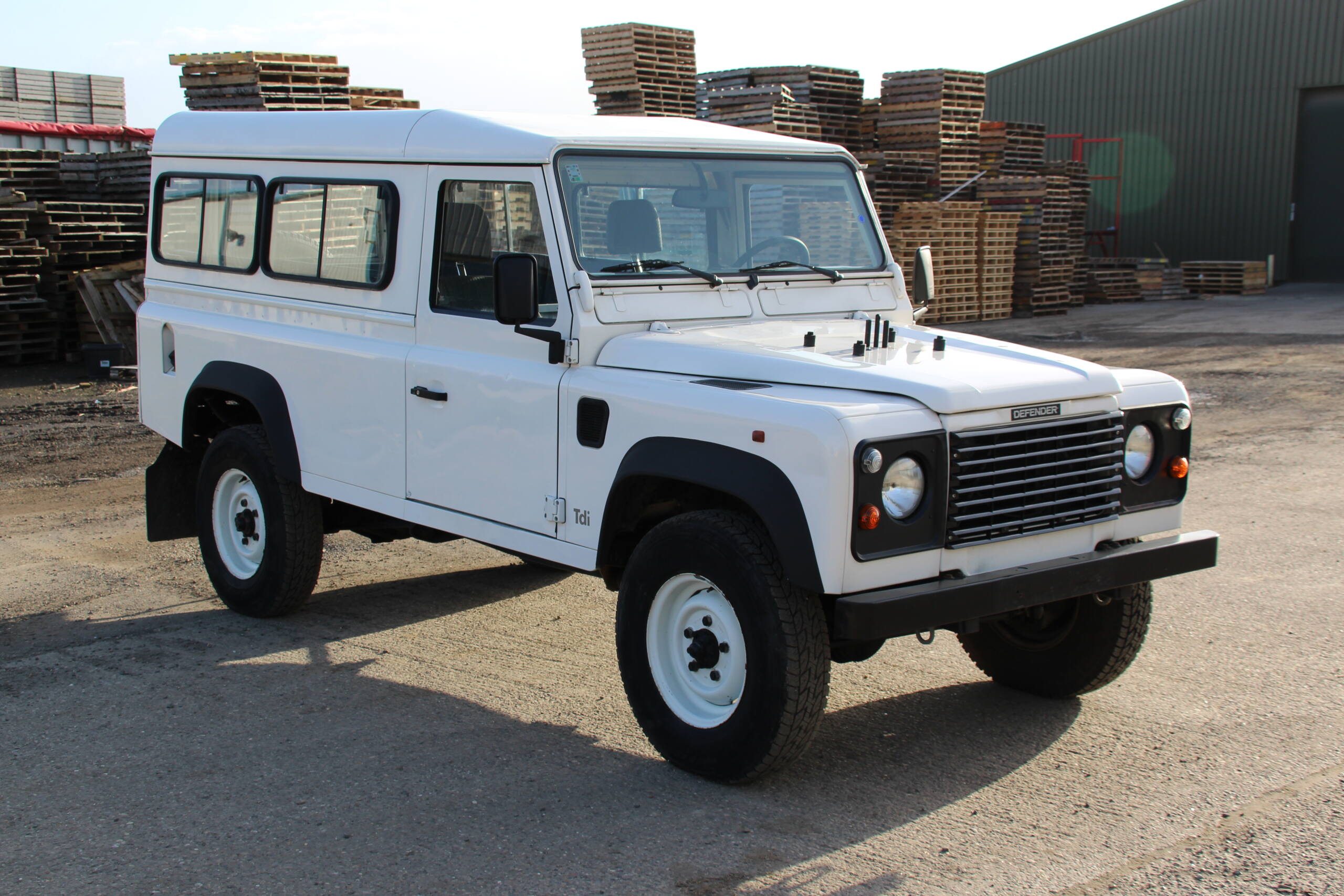 1996-land-rover-defender-110-samuel-01