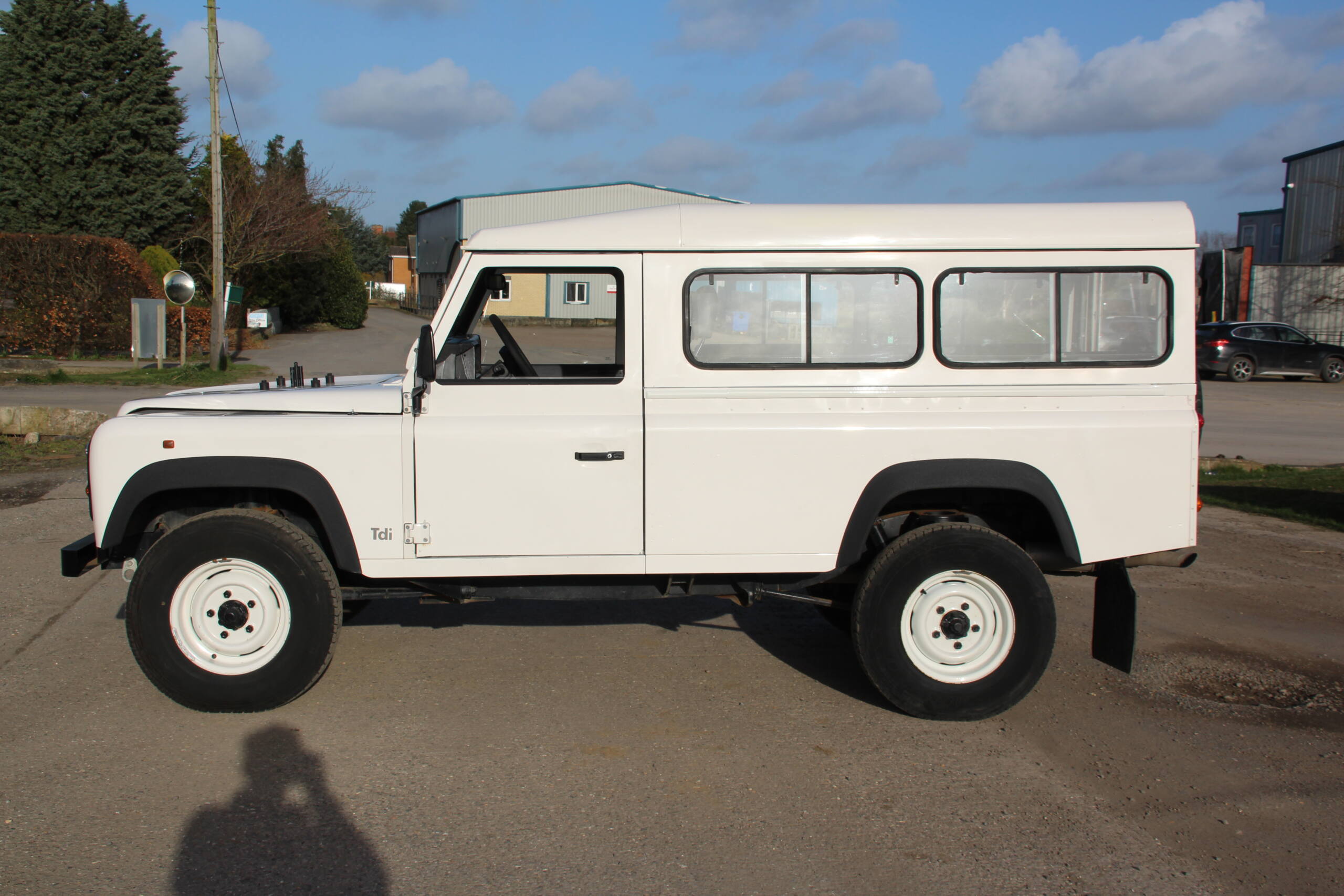 1996-land-rover-defender-110-samuel-05