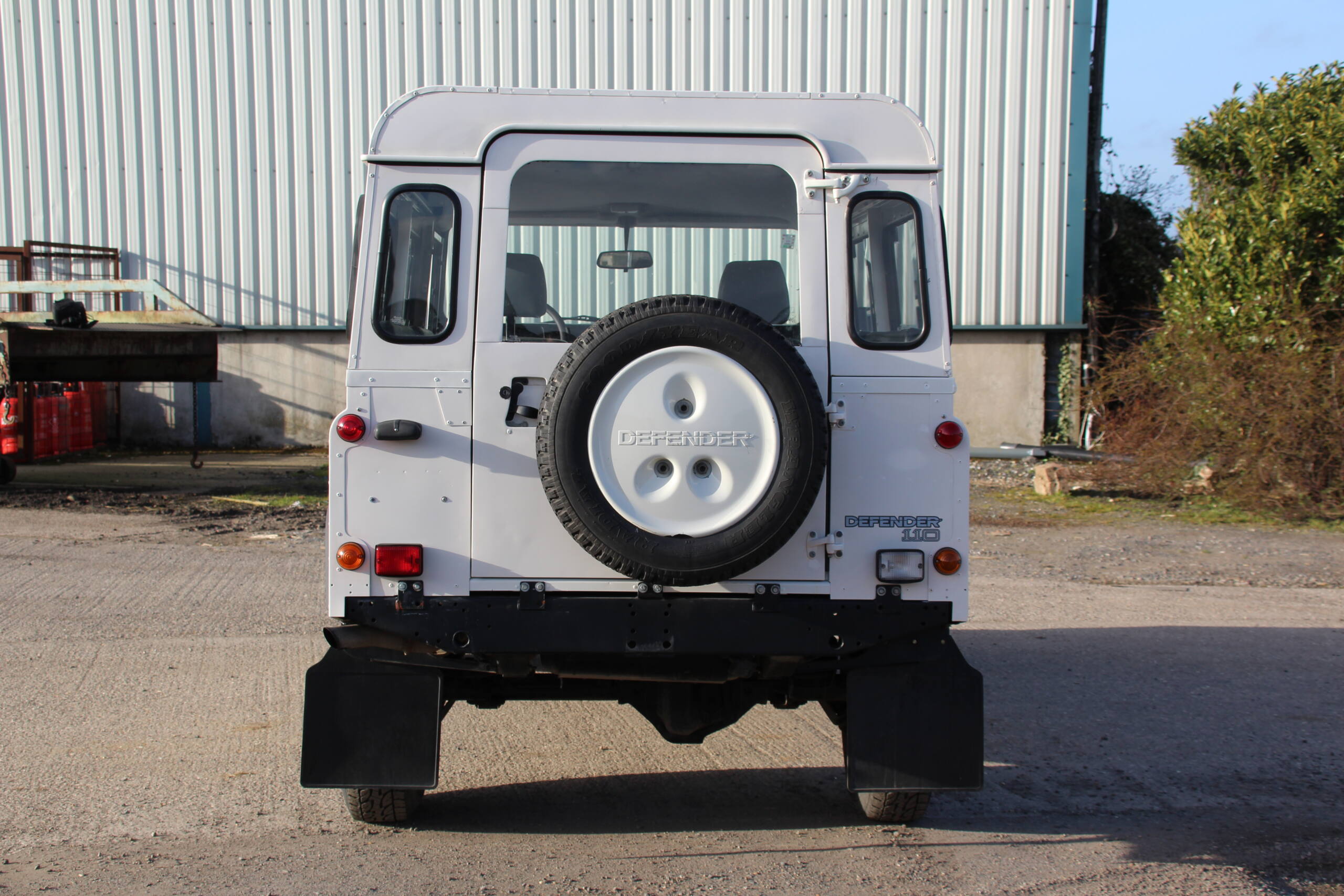 1996-land-rover-defender-110-samuel-07