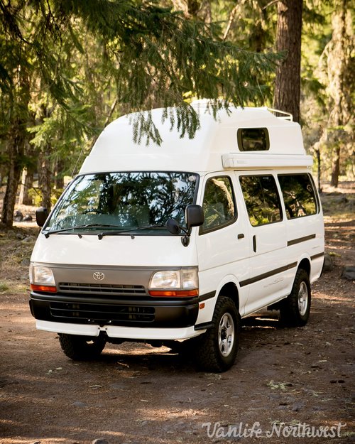 1996-toyota-hiace-hitop-camper-for-sale-05