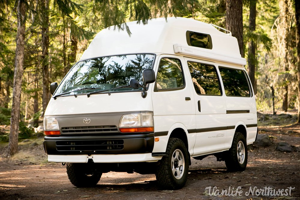 1996-toyota-hiace-hitop-camper-for-sale-08