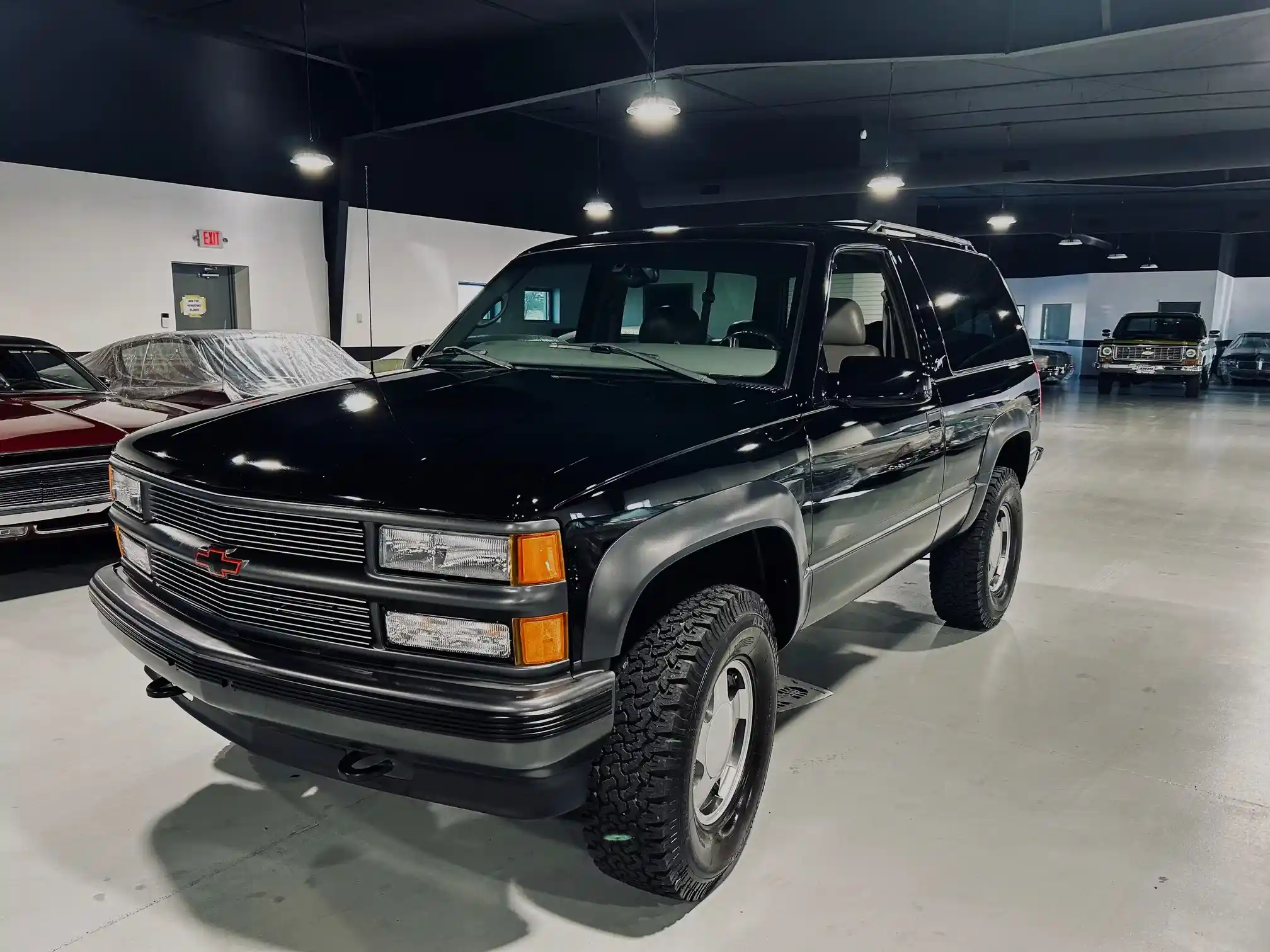 1999-chevrolet-tahoe-for-sale-01