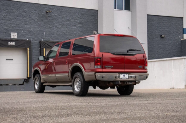 2002-ford-excursion-for-sale-11