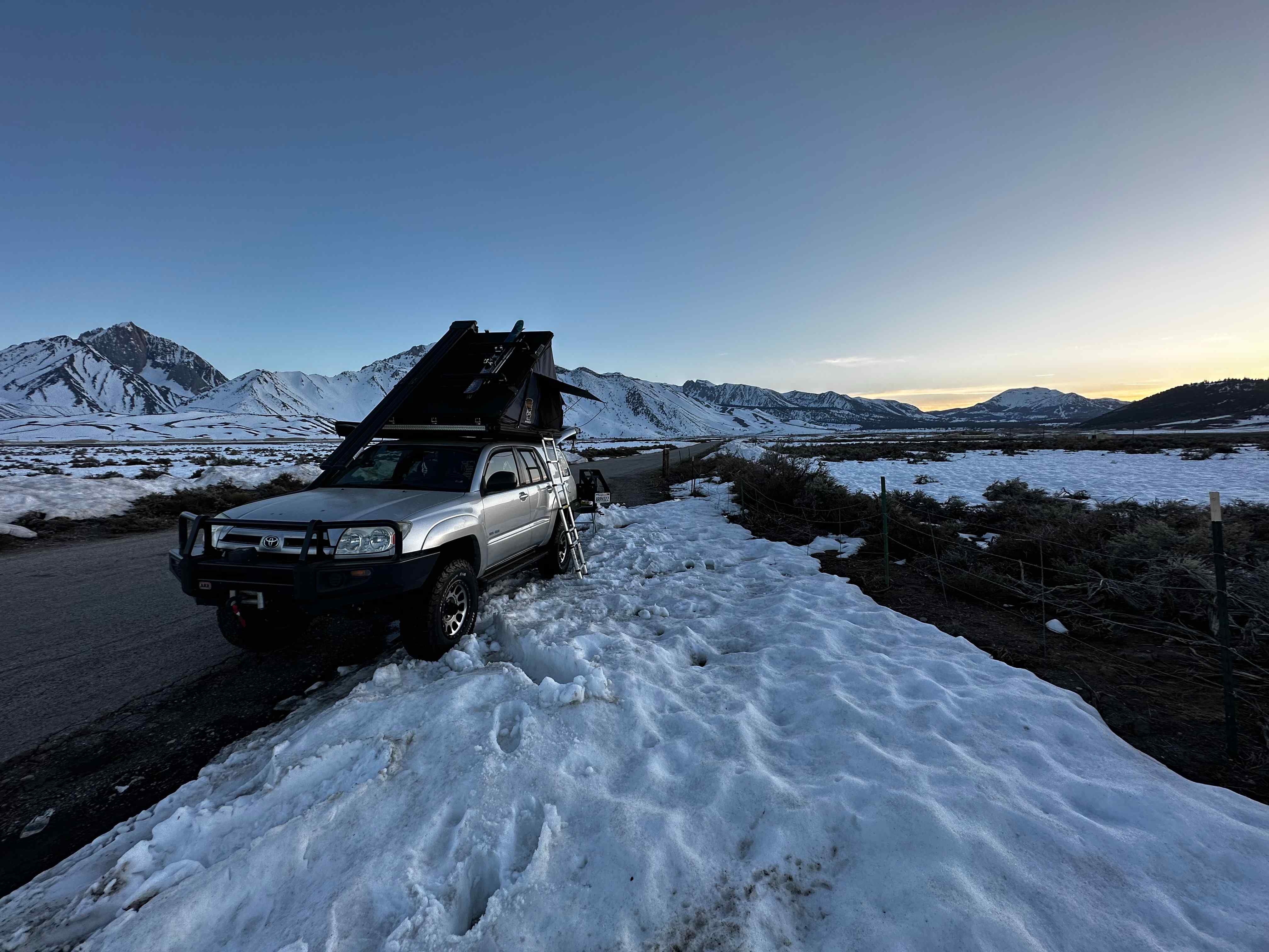 2004-Toyota-4Runner-SR5-4x4-for-sale-01