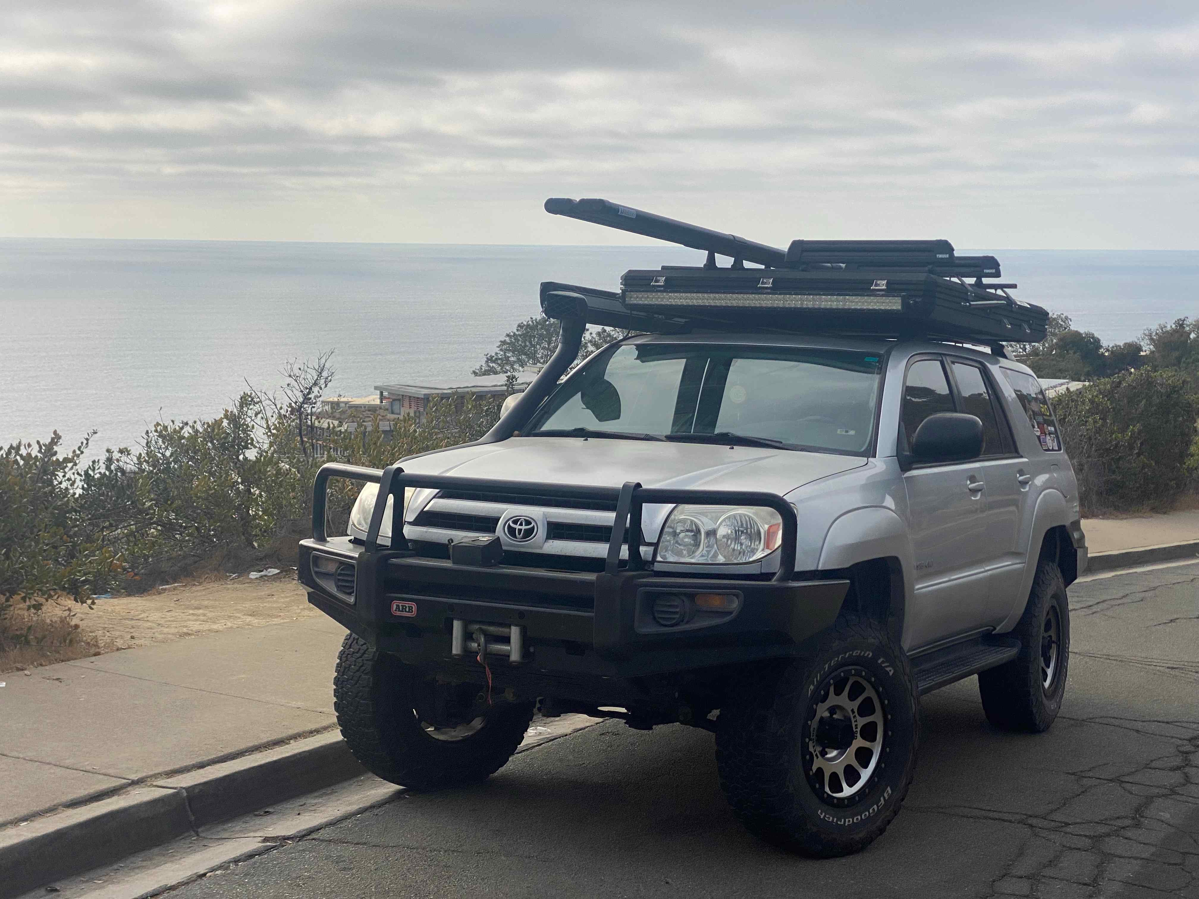 2004-Toyota-4Runner-SR5-4x4-for-sale-03