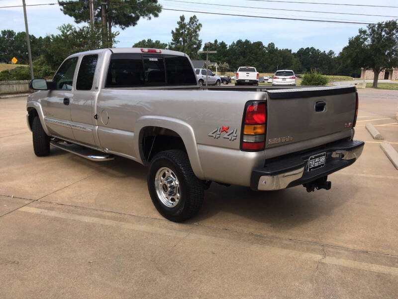 2004-gmc-sierra-2500hd-ext-cab-157-5-wb-4wd-sle (4)