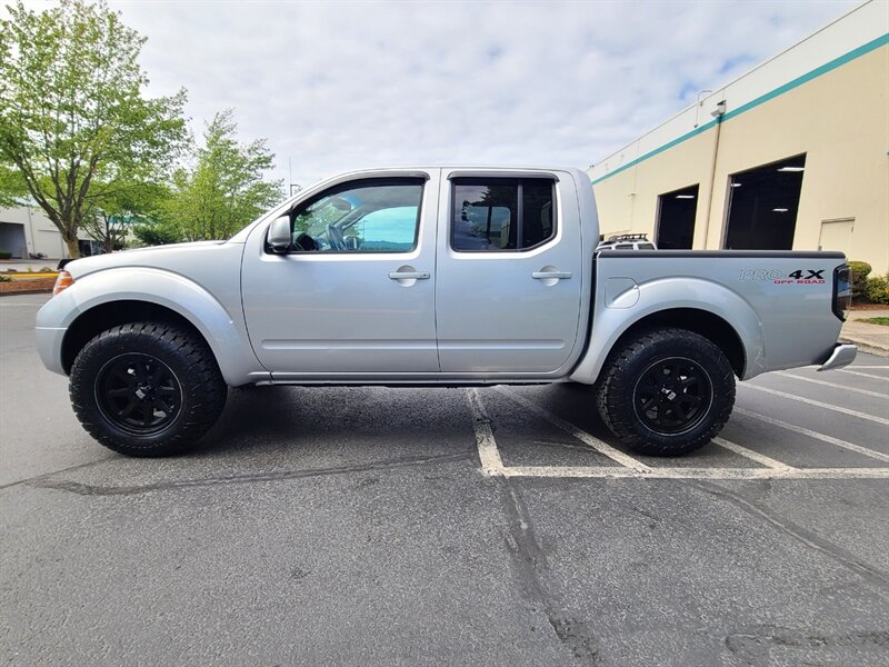 2011-nissan-frontier-pro-4x-03