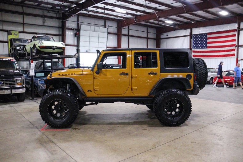 2014-jeep-wrangler-unlimited-rubicon-for-sale-02