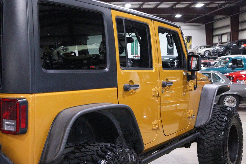 2014-jeep-wrangler-unlimited-rubicon-for-sale-14