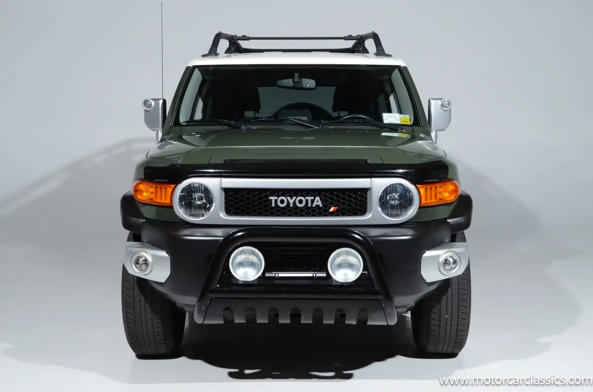 2014-toyota-fj-cruiser-for-sale-01