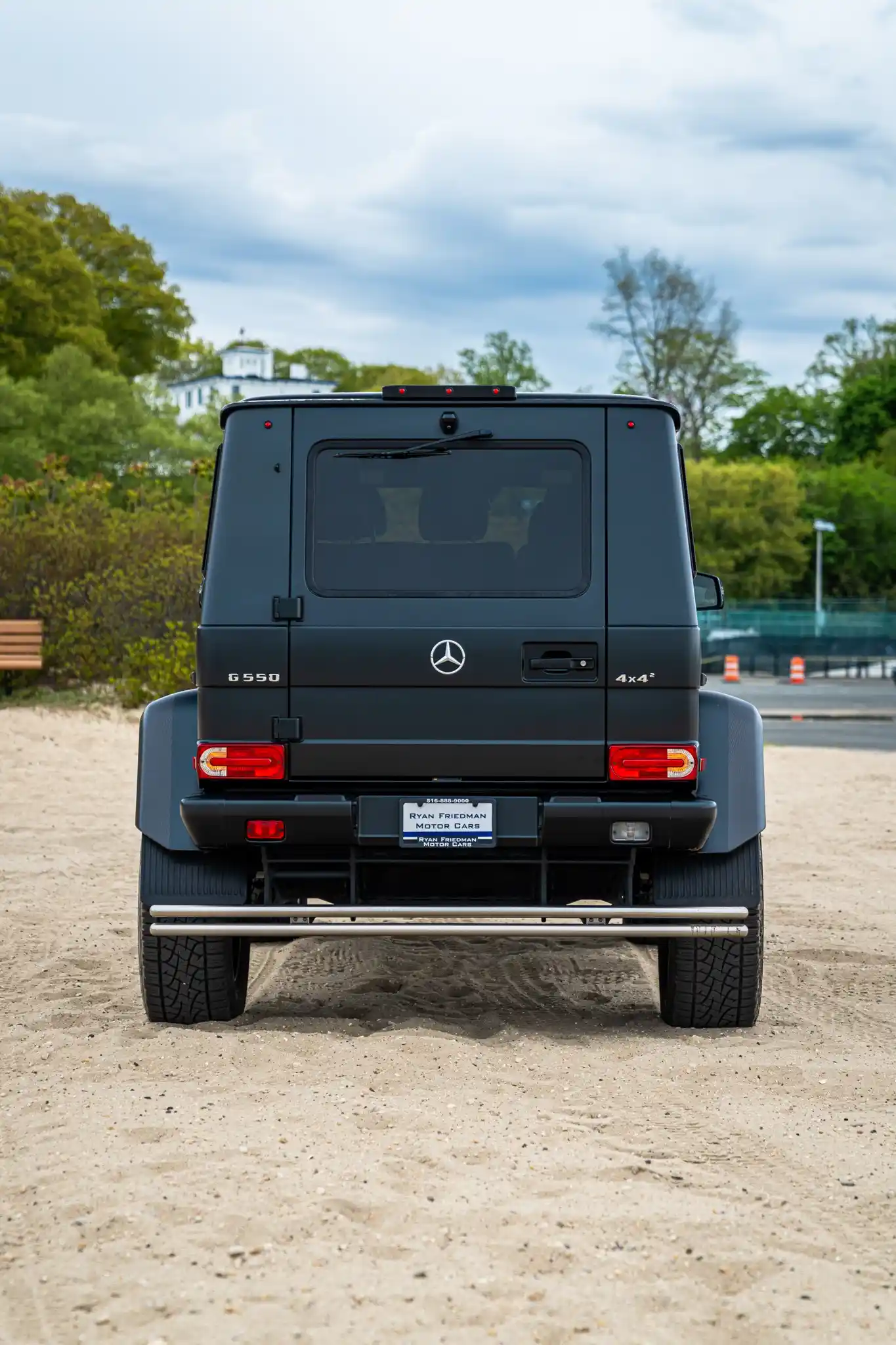 2017-mercedes-benz-g-550-squared-for-sale-09