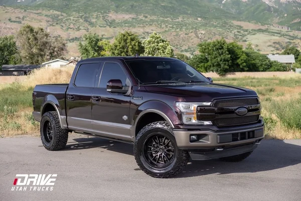 2018-ford-f-150-king-ranch-for-sale-02