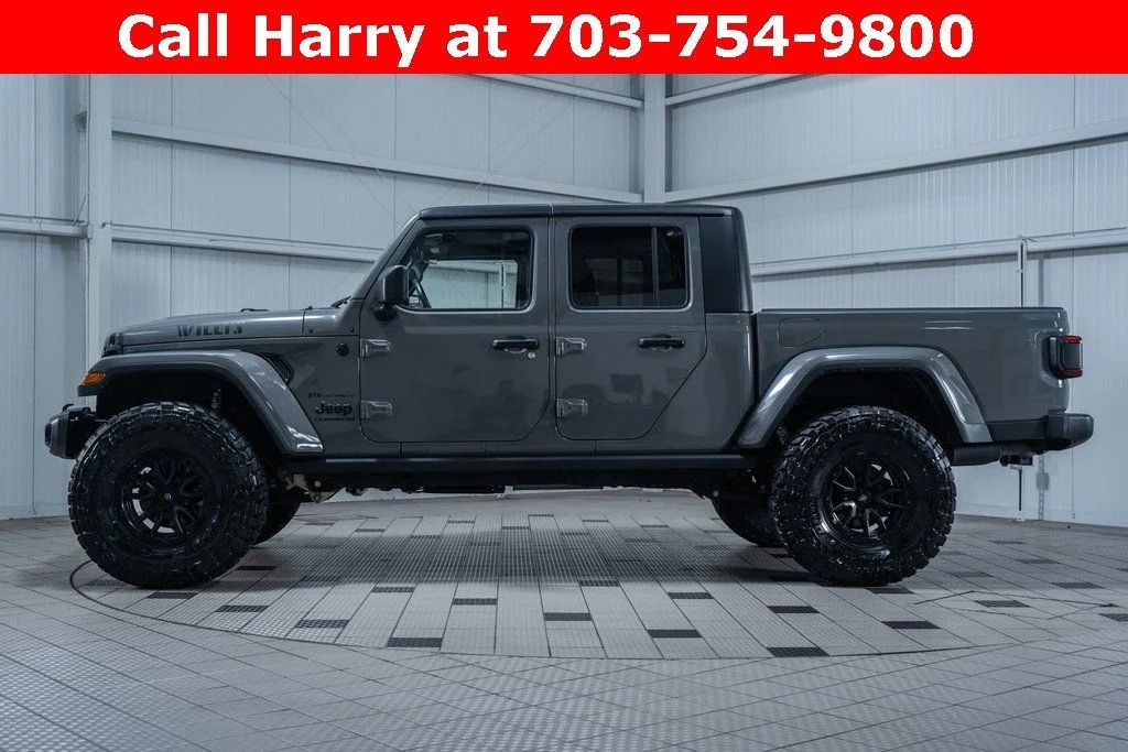 2021-jeep-gladiator-sport-for-sale-03