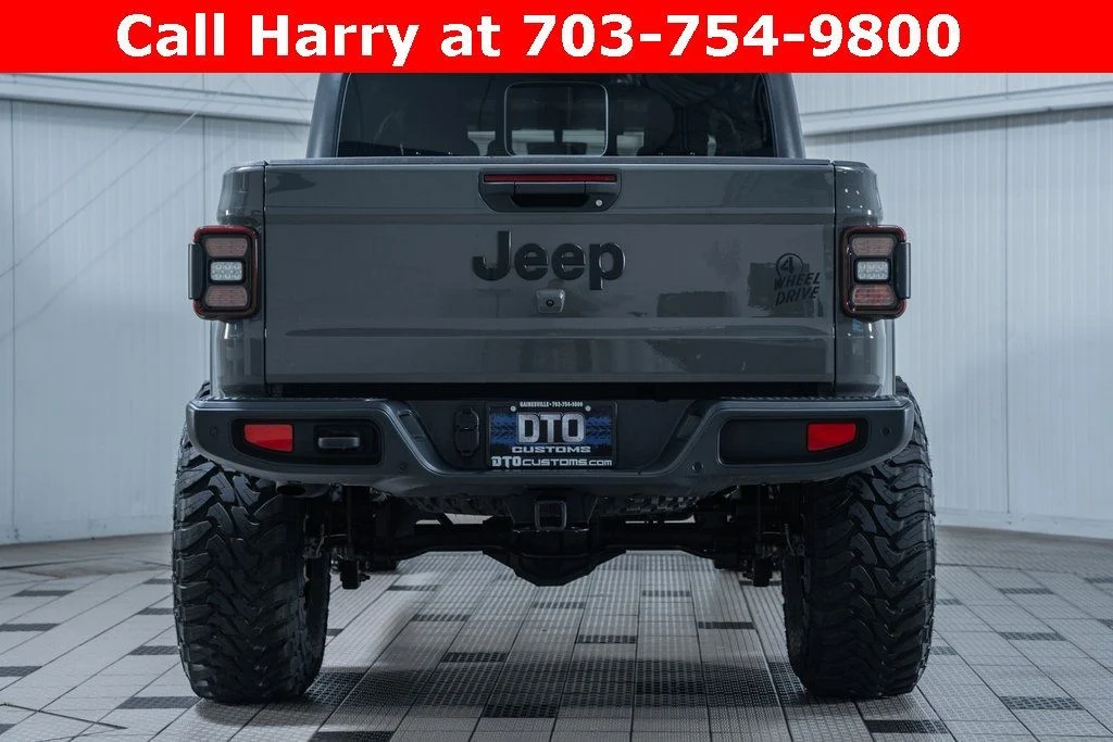 2021-jeep-gladiator-sport-for-sale-05