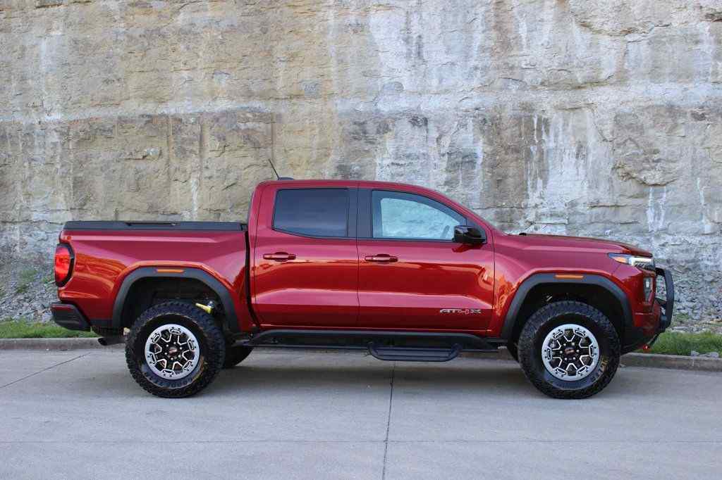 2023-gmc-canyon-for-sale-08