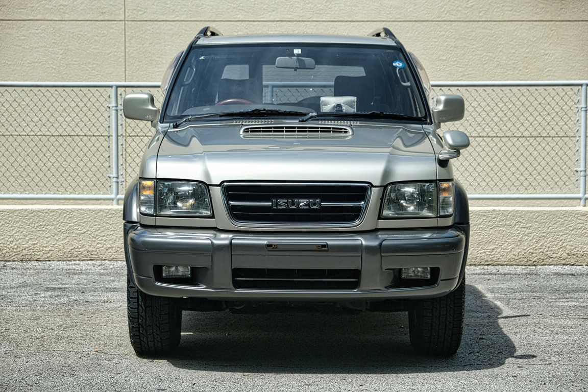 isuzu-bighorn-for-sale-02