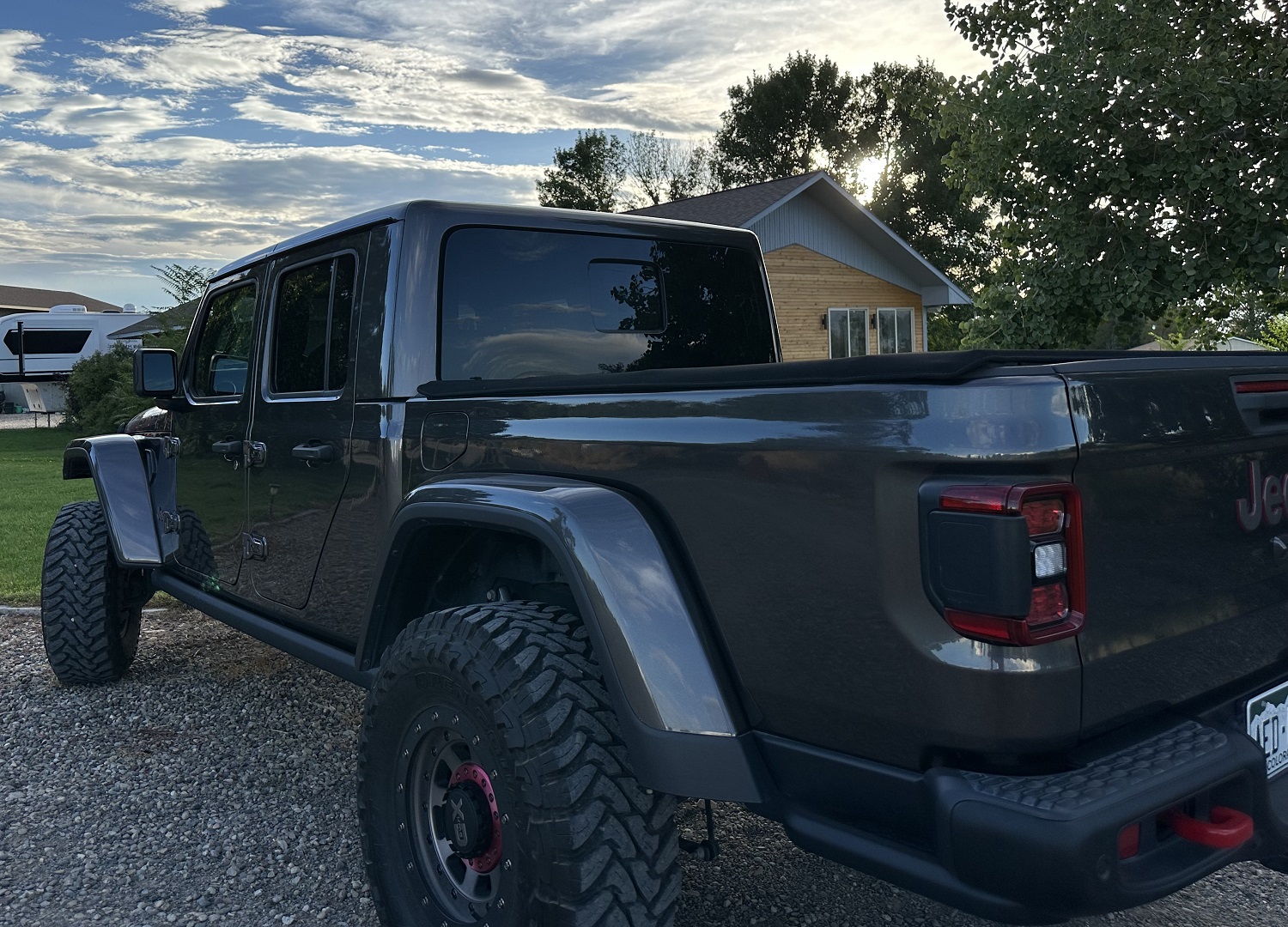 jeep-gladiator-launch-edition-for-sale-04