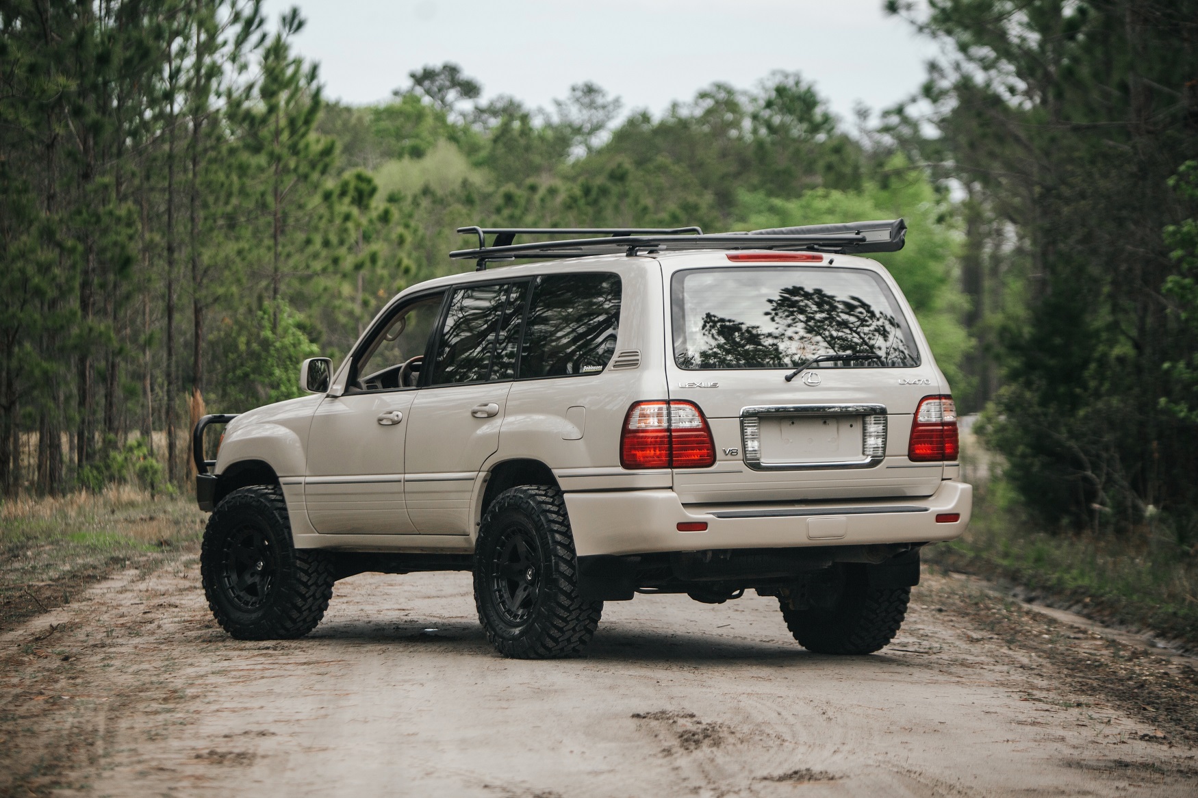 lexus-lx470-for-sale-OH-02