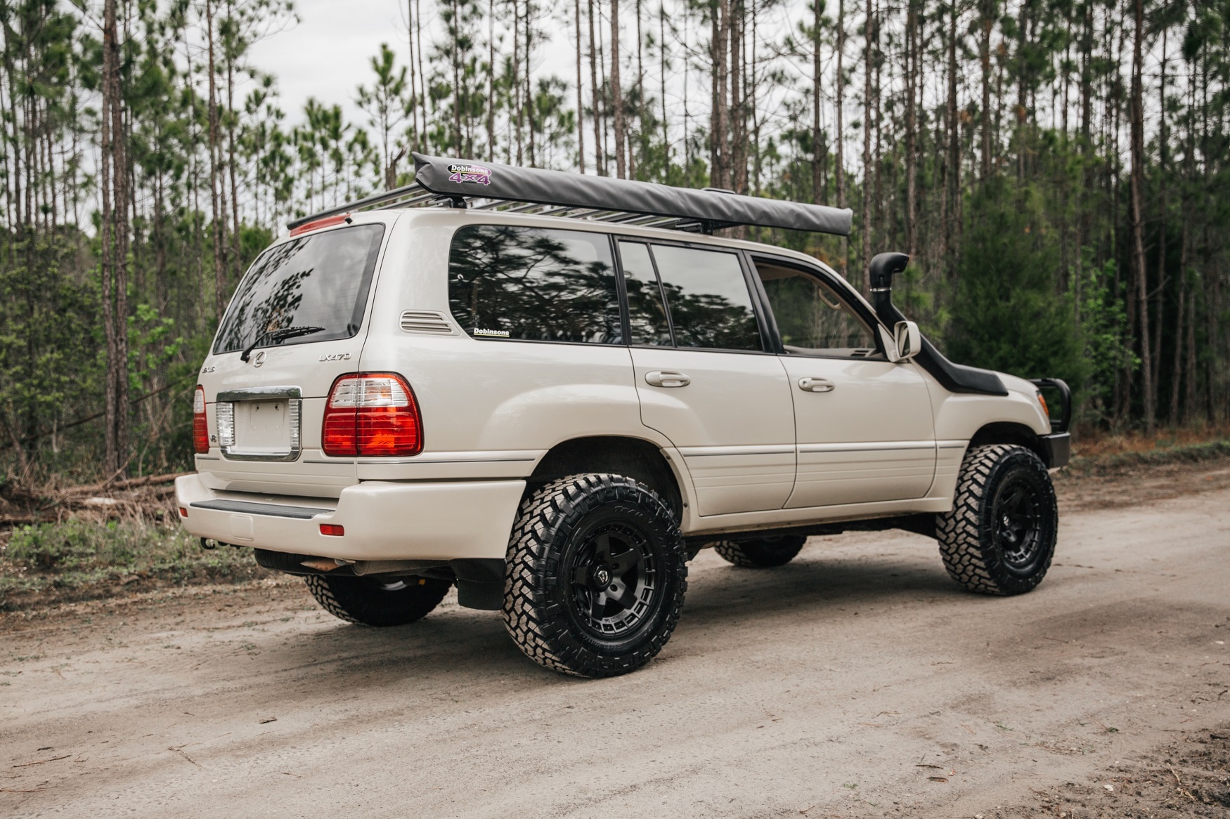 lexus-lx470-for-sale-OH-05