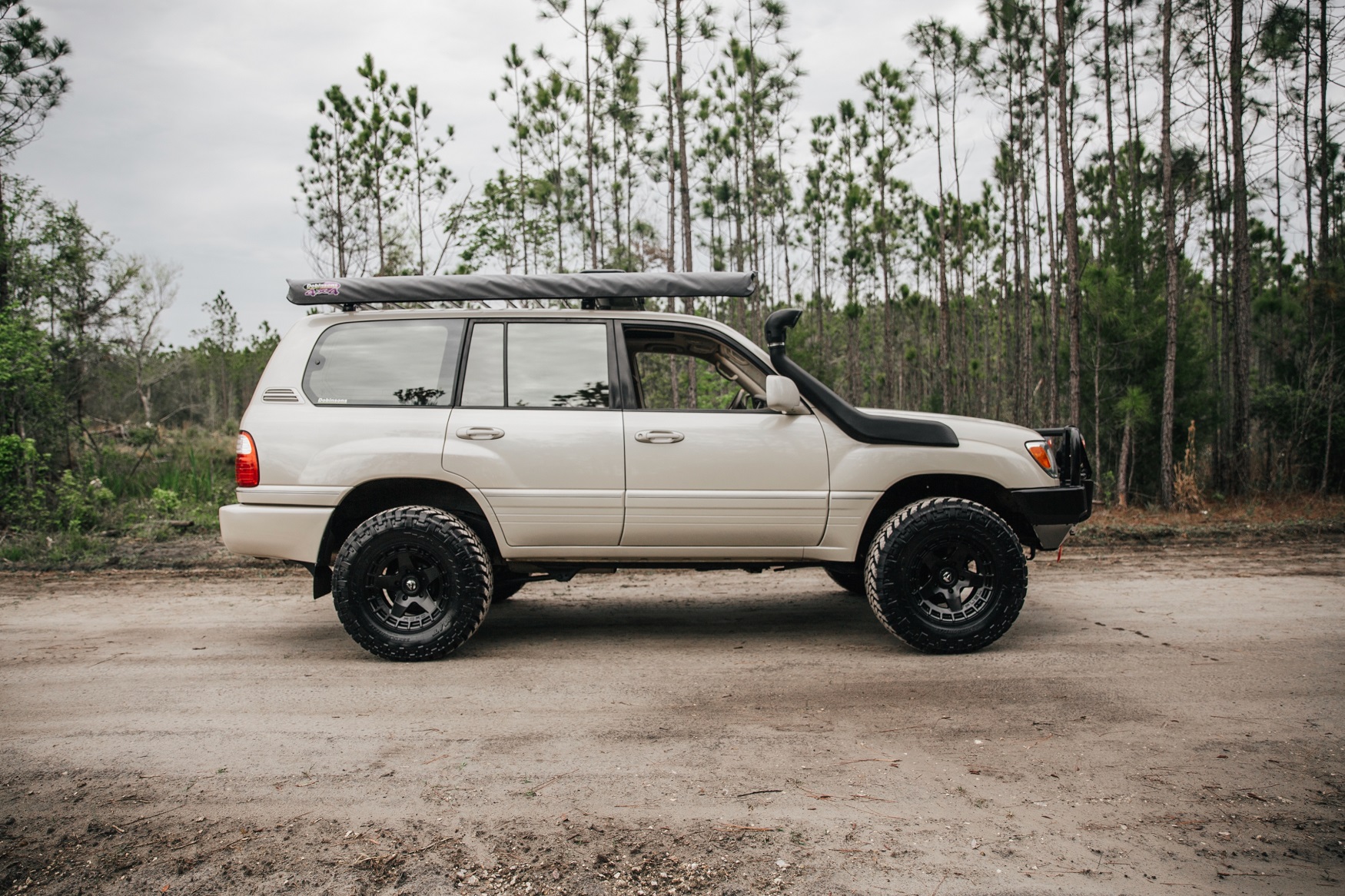 lexus-lx470-for-sale-OH-14