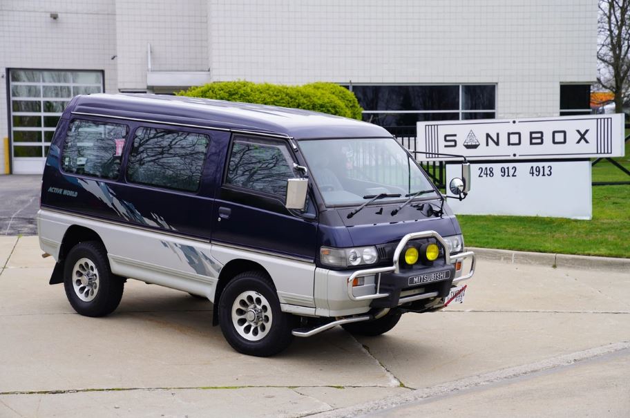 mitsubishi-delica-sandbox-02