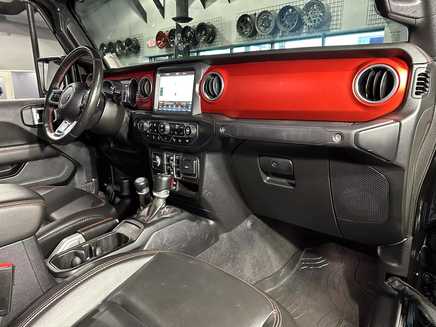 modified-2021-jeep-gladiator-rubicon-for-sale-12