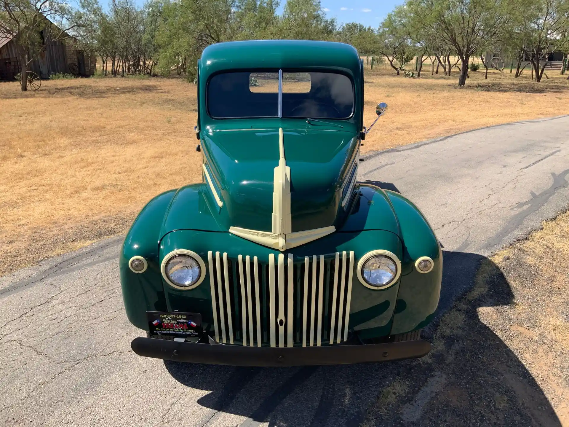 1946-ford-1-ton-pickup-for-sale-08